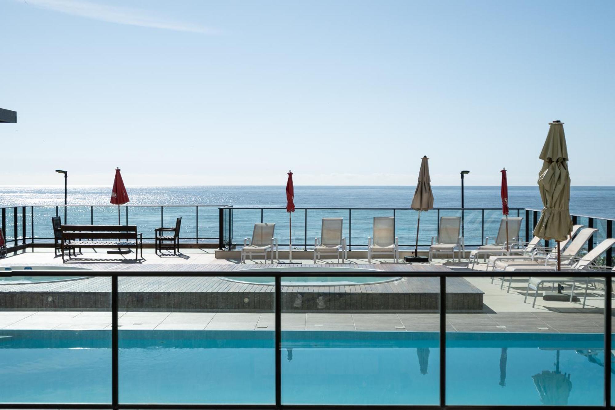 Apto Completo Com Vista Mar Pe Na Areia Em Em Com Spa, Piscina, Quadra De Futebol, Sala De Jogos, Brinquedoteca, Complexo Com Diversos Comercios Apartment