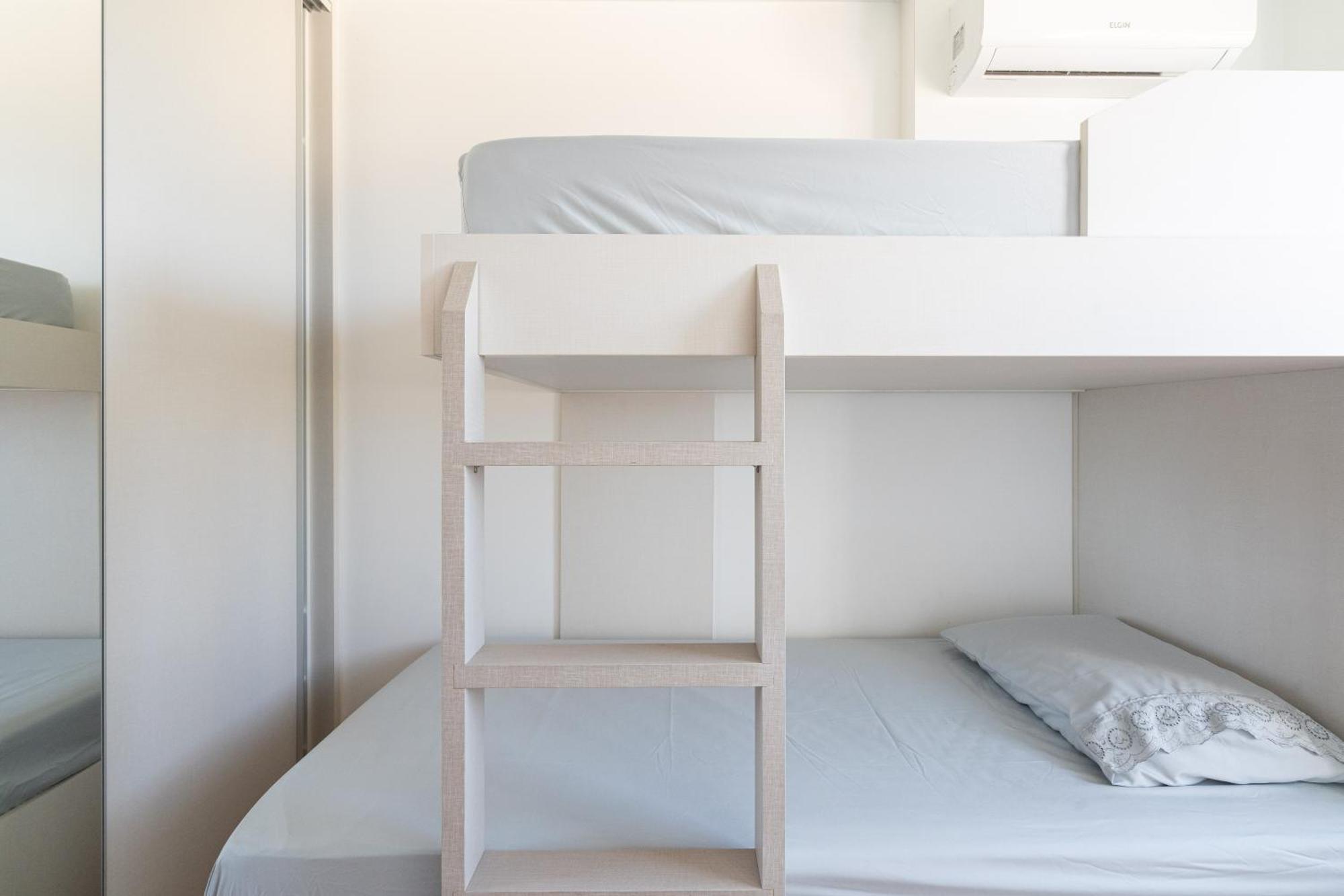 Apto Completo Com Vista Mar Pe Na Areia Em Barra Velha Em Com Spa, Piscina, Quadra De Futebol, Sala De Jogos, Brinquedoteca, Complexo Com Diversos Comercios Apartment Barra Velha (Santa Catarina)