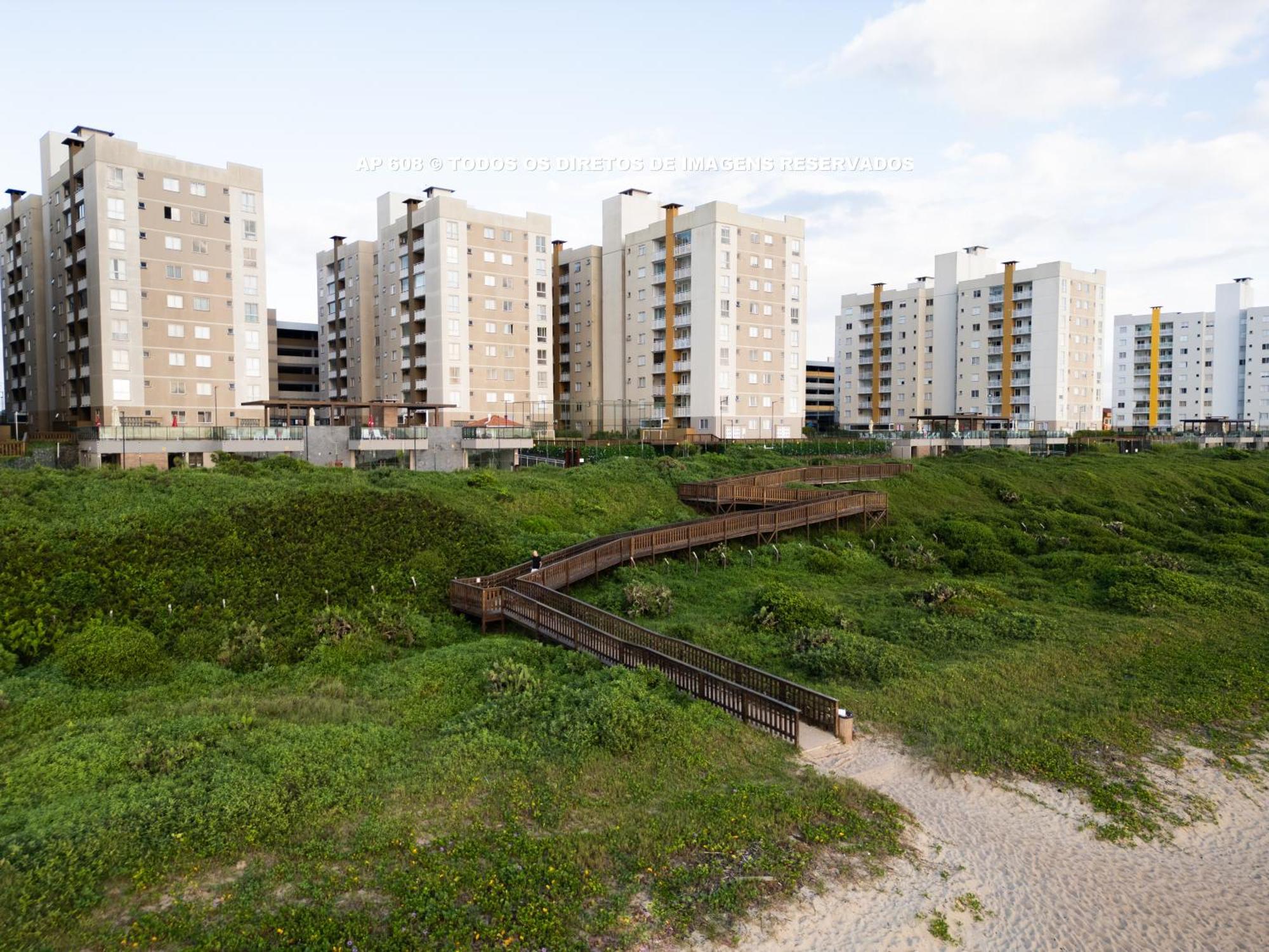 Apto Completo Com Vista Mar Pe Na Areia Em Barra Velha Em Com Spa, Piscina, Quadra De Futebol, Sala De Jogos, Brinquedoteca, Complexo Com Diversos Comercios Apartment
