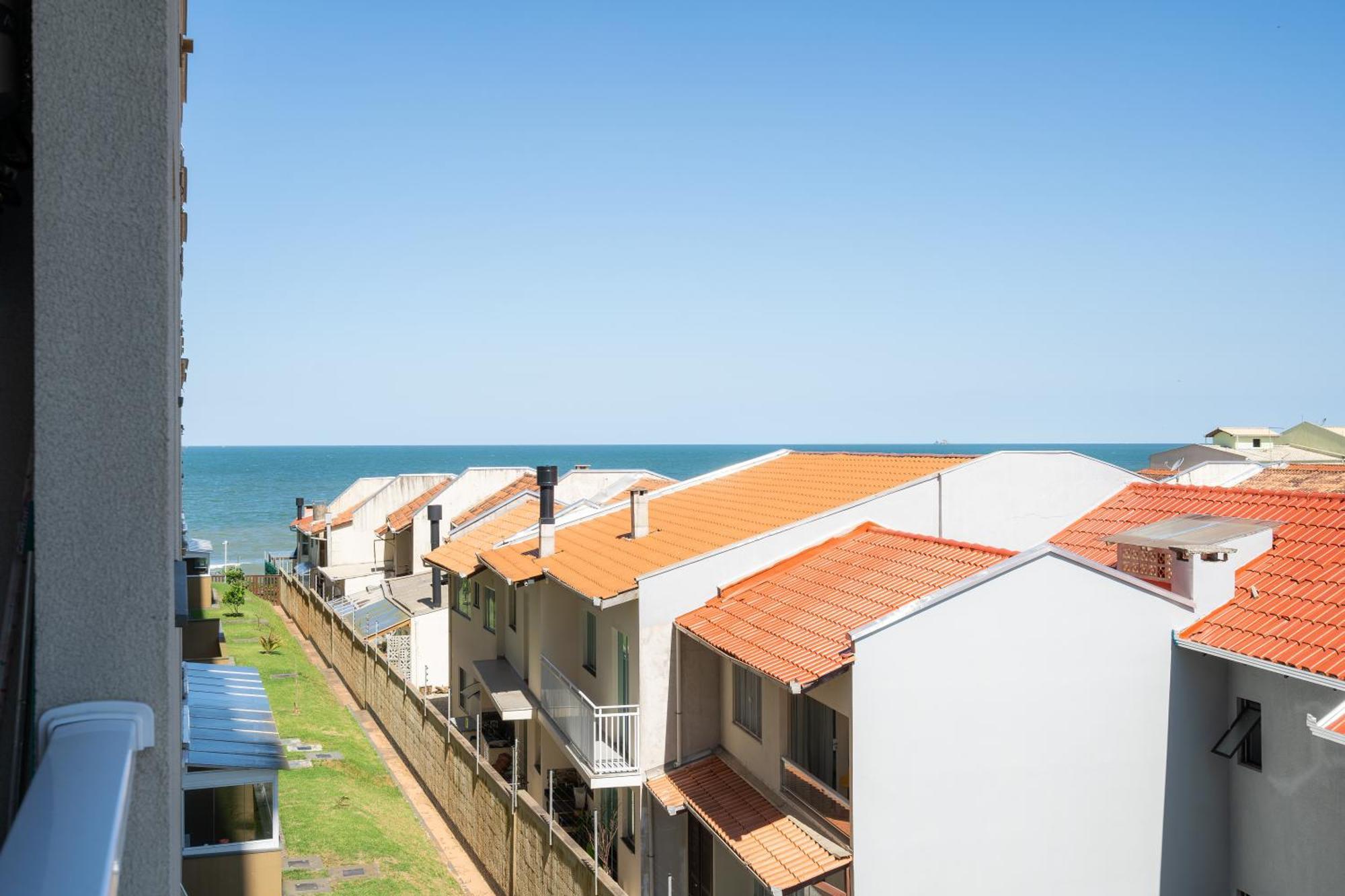 Apto Completo Com Vista Mar Pe Na Areia Em Barra Velha Em Com Spa, Piscina, Quadra De Futebol, Sala De Jogos, Brinquedoteca, Complexo Com Diversos Comercios Apartment *